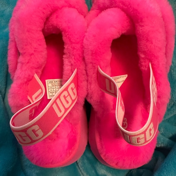 UGG Disco Slides - Picture 5 of 5